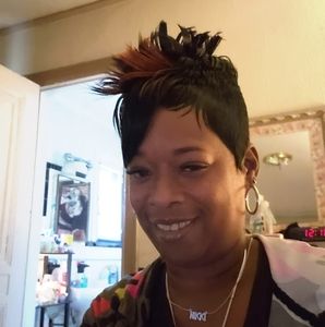 Meet your Posher, Nikki